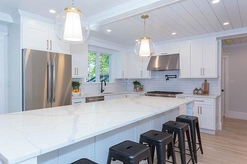16 Thistle Ave, Milton, MA 02186 photo 9
