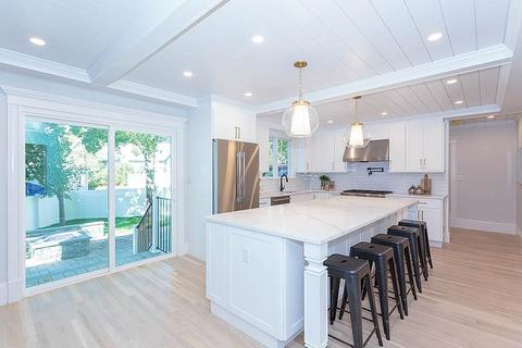 16 Thistle Ave, Milton, MA 02186 photo 11