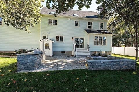 16 Thistle Ave, Milton, MA 02186 photo 6