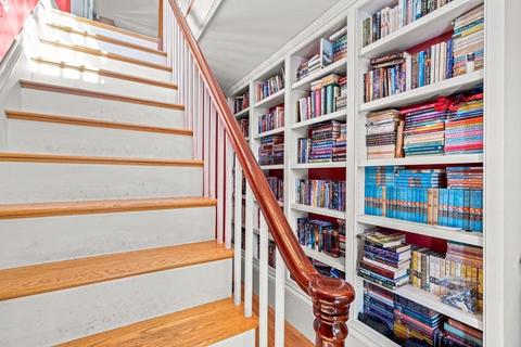 37 Temple St, Reading, MA 01867 photo 17
