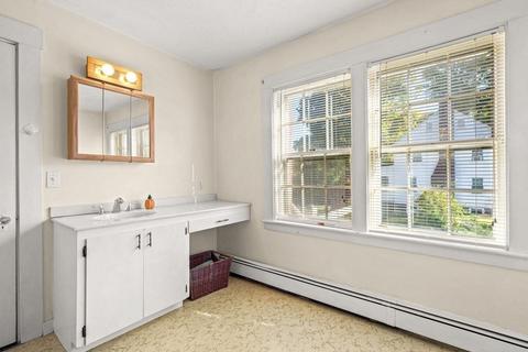37 Temple St, Reading, MA 01867 photo 11