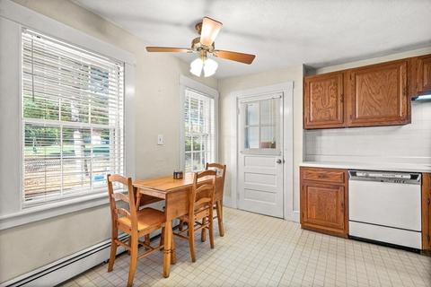 37 Temple St, Reading, MA 01867 photo 9