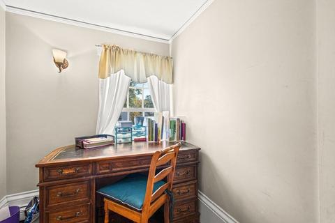 37 Temple St, Reading, MA 01867 photo 26
