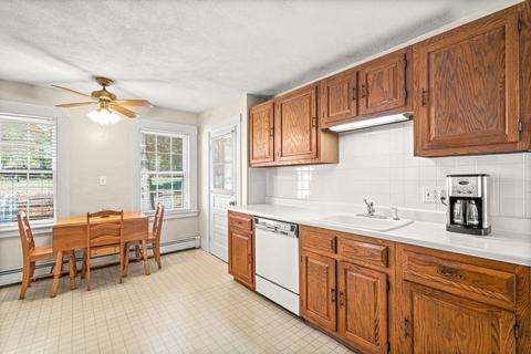 37 Temple St, Reading, MA 01867 photo 8