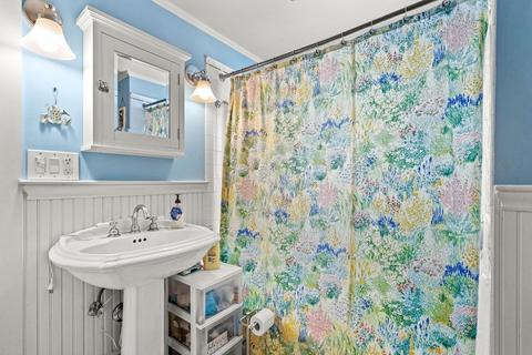 37 Temple St, Reading, MA 01867 photo 32