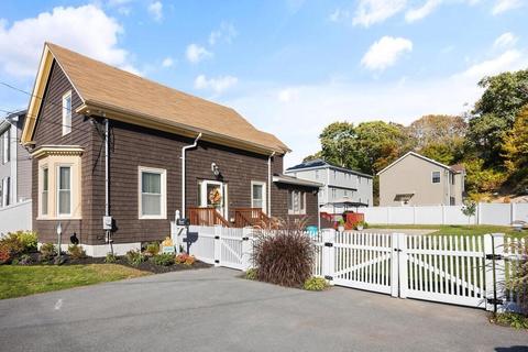 12 Maple St, Saugus, MA 01906 photo 2