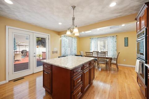 12 Maple St, Saugus, MA 01906 photo 13