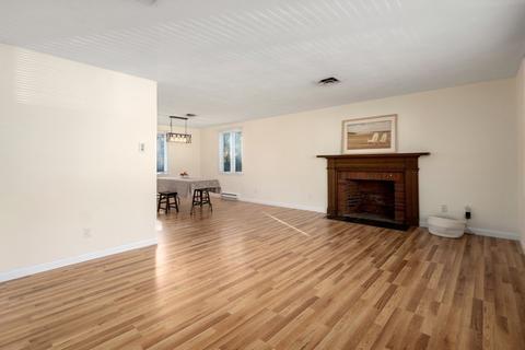 85 Mackintosh Ave, Needham, MA 02492 photo 4