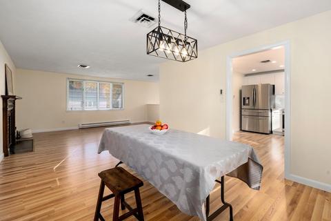 85 Mackintosh Ave, Needham, MA 02492 photo 5