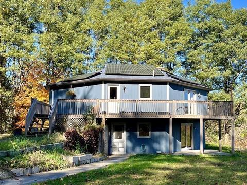 373-375 Montague, Amherst, MA 01002