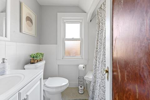 1164 Sumner Ave, Springfield, MA 01118 photo 19