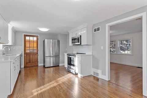 3 Oakland Rd, Danvers, MA 01923 photo 4