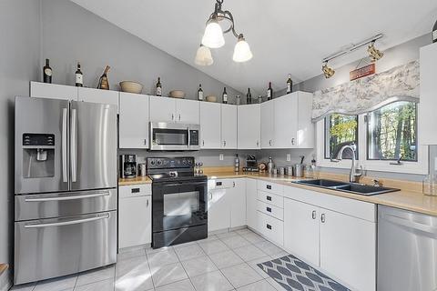 43 Ryan St, Gardner, MA 01440 photo 8