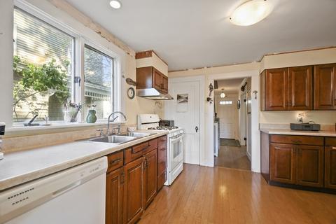 55 Eastern Ave, Gloucester, MA 01930 photo 13