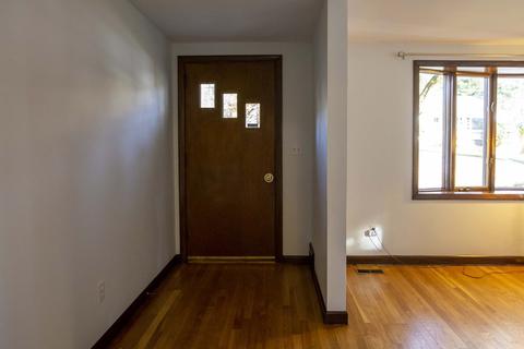 69 Sturges Rd, Reading, MA 01867 photo 2
