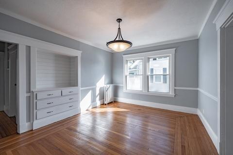 15 Kimberly Ave, Springfield, MA 01108 photo 8