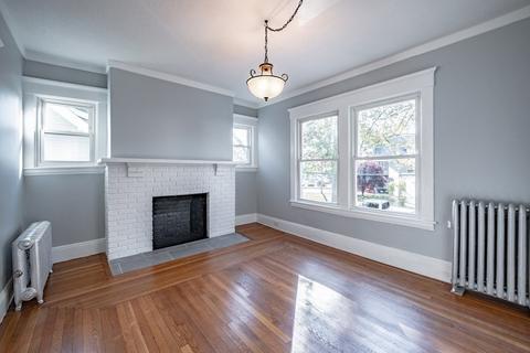 15 Kimberly Ave, Springfield, MA 01108 photo 12