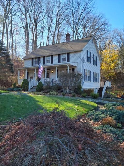 24 Pleasant St, Sutton, MA 01590 photo 1