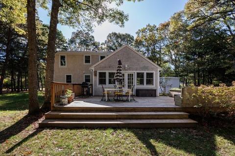 27 Saddleback Rd, Mashpee, MA 02649 photo 4