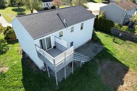 54 Seaward Ln, Fall River, MA 02720 photo 5
