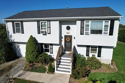 54 Seaward Ln, Fall River, MA 02720 photo 1