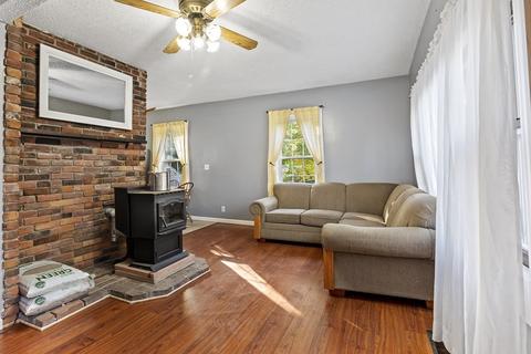 346 Spring St, Athol, MA 01331 photo 11
