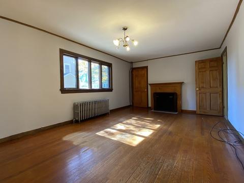 9 Chestnut St, Gloucester, MA 01930 photo 6