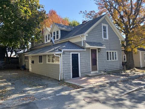9 Chestnut St, Gloucester, MA 01930 photo 1