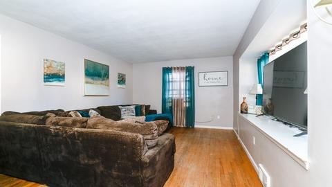376 Dwight Rd, Springfield, MA 01108 photo 2