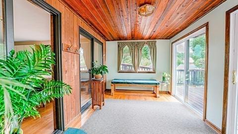 19 Horseshoe Cir, Ware, MA 01082 photo 9