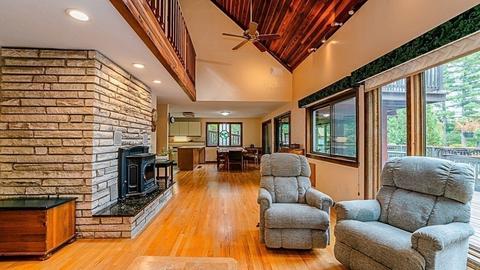 19 Horseshoe Cir, Ware, MA 01082 photo 7