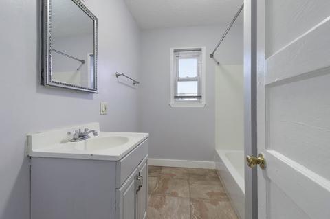 74 Jasper St, Springfield, MA 01109 photo 22