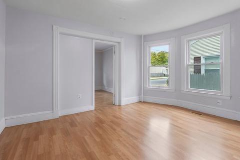 74 Jasper St, Springfield, MA 01109 photo 6
