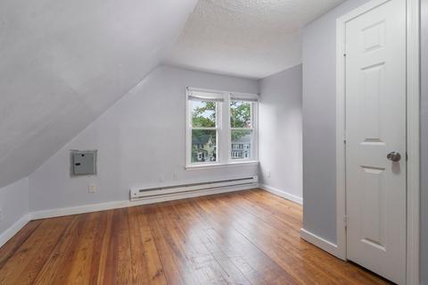 74 Jasper St, Springfield, MA 01109 photo 28