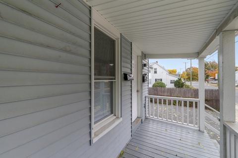 74 Jasper St, Springfield, MA 01109 photo 2