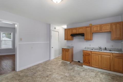 74 Jasper St, Springfield, MA 01109 photo 14