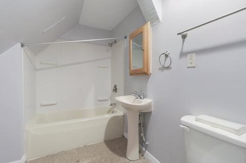 74 Jasper St, Springfield, MA 01109 photo 32