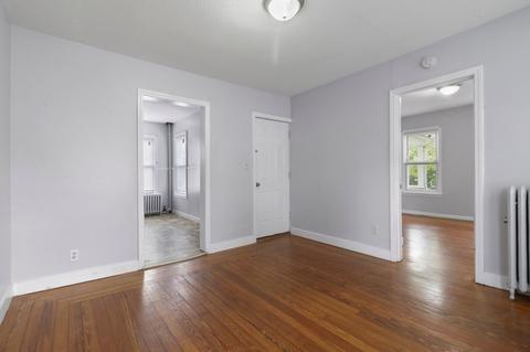 74 Jasper St, Springfield, MA 01109 photo 17