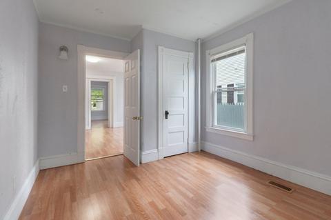 74 Jasper St, Springfield, MA 01109 photo 10