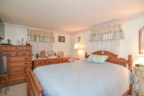 14 Brewer St, Worcester, MA 01609 photo 21