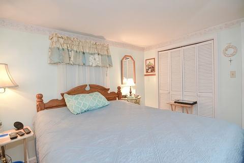 14 Brewer St, Worcester, MA 01609 photo 22