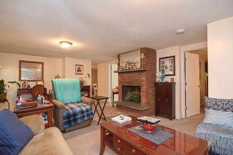 14 Brewer St, Worcester, MA 01609 photo 16