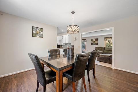 8 Hyde St, Worcester, MA 01606 photo 4