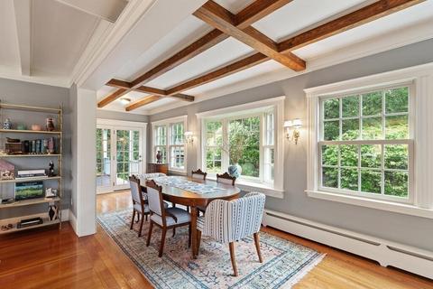 34 Flint St, Marblehead, MA 01945 photo 10