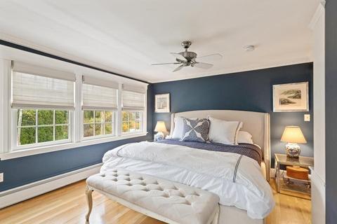34 Flint St, Marblehead, MA 01945 photo 19