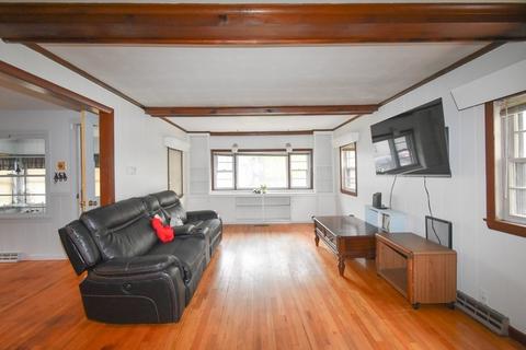13 Beauregard St, Springfield, MA 01151 photo 4