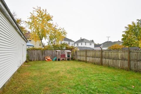 13 Beauregard St, Springfield, MA 01151 photo 3