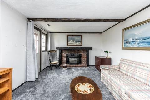175 Summer St, Danvers, MA 01923 photo 8