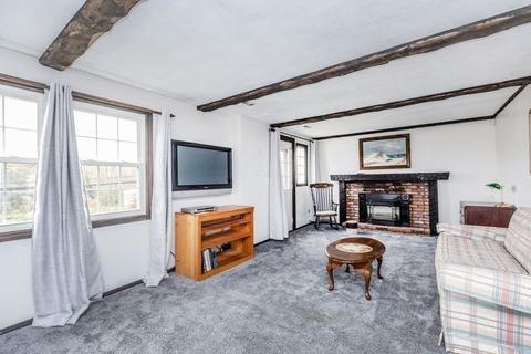 175 Summer St, Danvers, MA 01923 photo 9