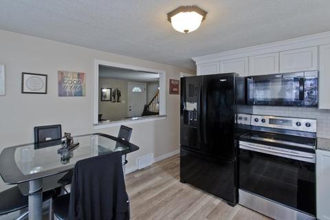 103 El Paso, Springfield, MA 01104 photo 4